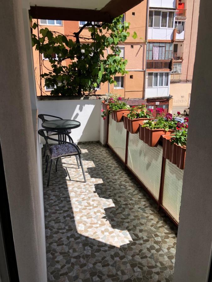 Skepsis Apartament Apartment Алба Юлия Екстериор снимка